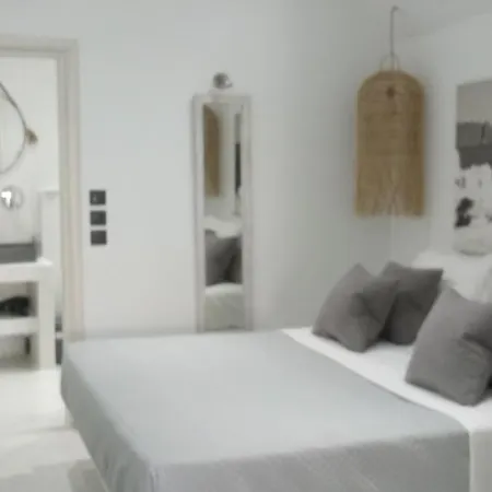 Caldera Center Hotel 4*